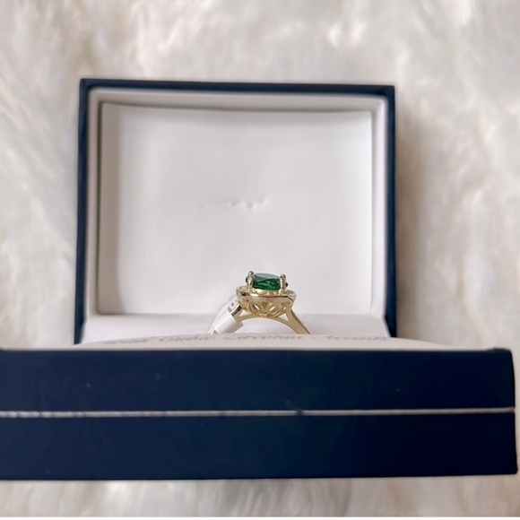 NIB Sterling Silver Olivia and Jackson green gemstone and cz Size 8 Ring - Picture 5 of 6